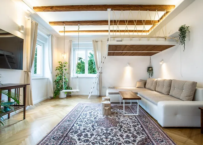 Pipa's Place - Stylish Garden Prime Location Apartment *