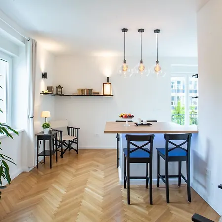 Pipa's Place - Stylish Garden Prime Location