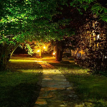 Apartment Pipa's Place - Stylish Garden Prime Location *