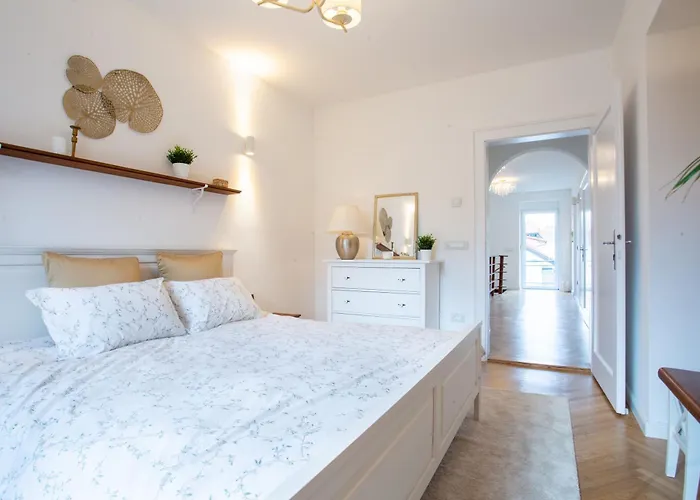 Apartmán Pipa's Place - Stylish Garden Prime Location *