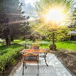 Pipa's Place - Stylish Garden Prime Location Lubiana